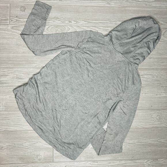 Athletic Solid Gray Size 4-6 Thumb Hole Slits Pullover Light Hoodie - Picture 3 of 6
